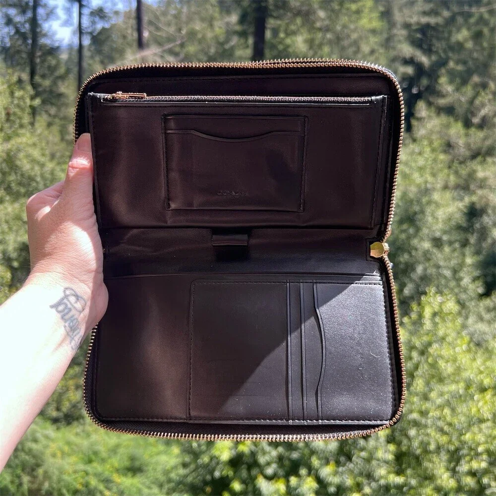 COACH Double Zip-Around Travel Wallet Signature Canvas BLK/BRN w Gold Hardware
